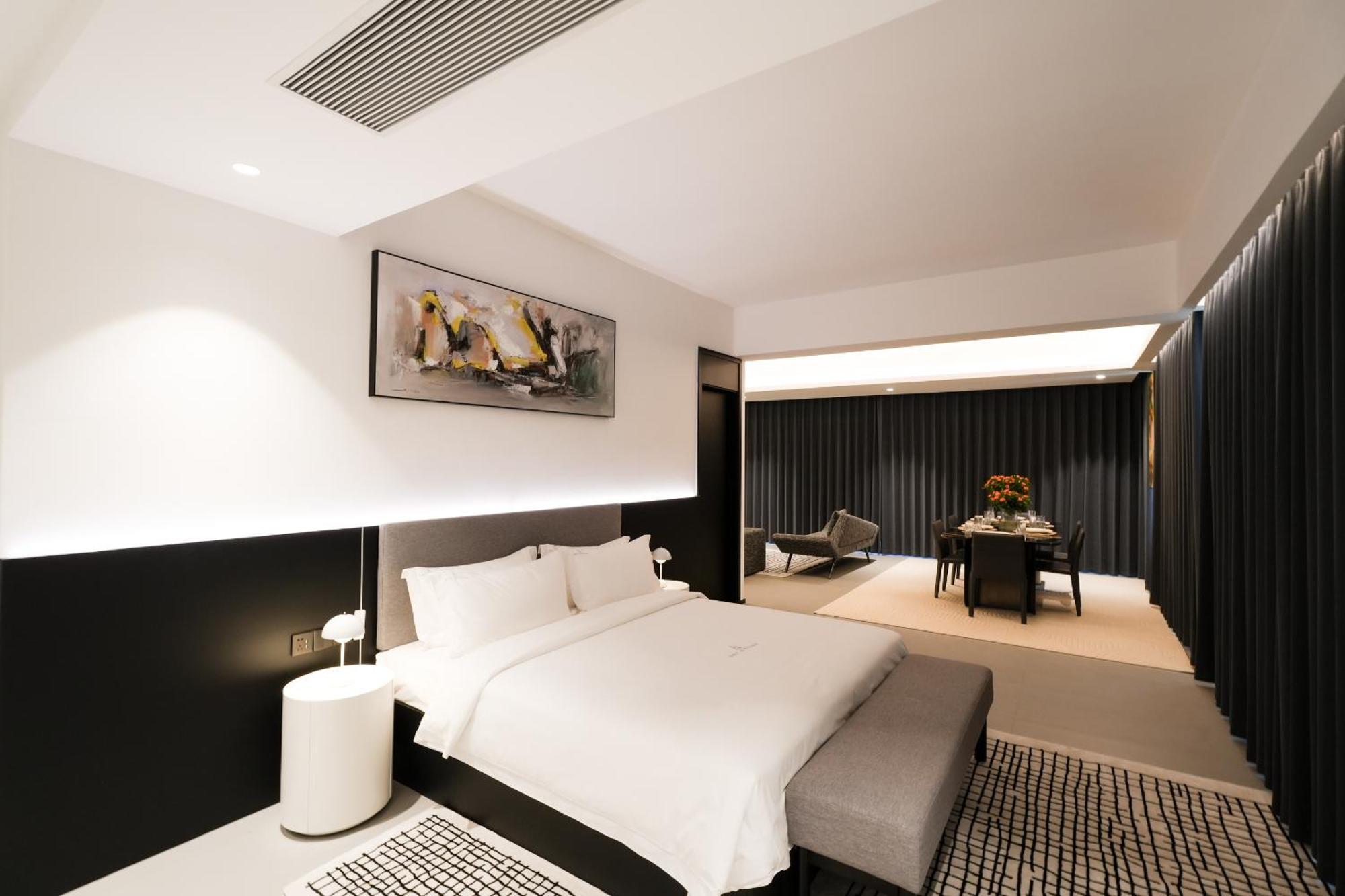 One Riviera Hotel And Residences Ban Souanmone Exterior foto